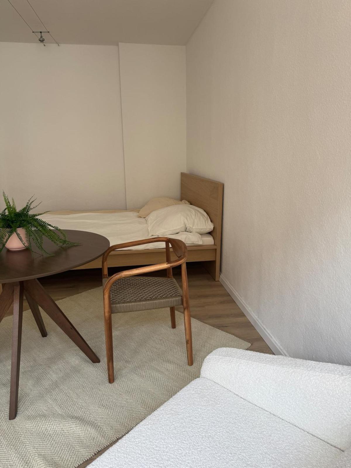 Modern Centrally Located Appartement *