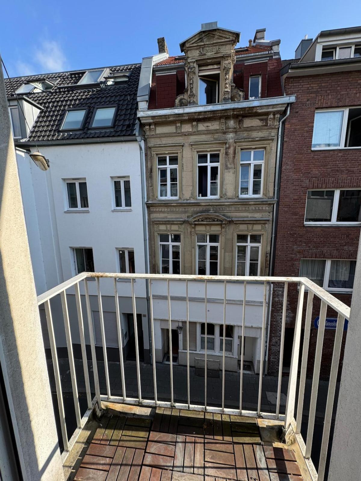 Appartement Modern Centrally Located Keulen